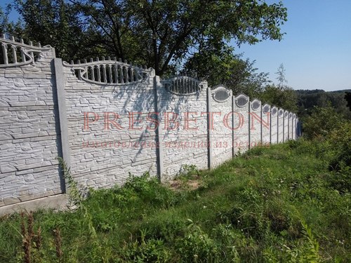 Сланец с бутом глухая плита забора